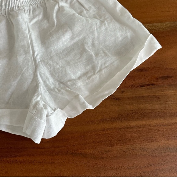 Reformation Nashville Shorts - Picture 3 of 8